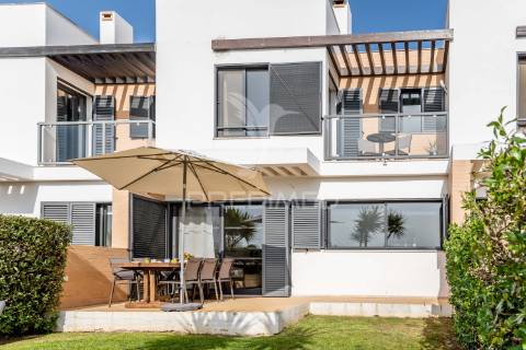 Moradia t3 em condomínio com piscina