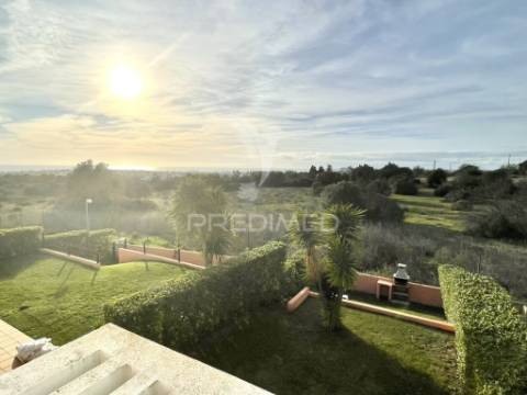 Moradia t3 em condomínio com piscina