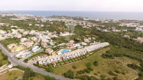 Moradia t3 em condomínio com piscina