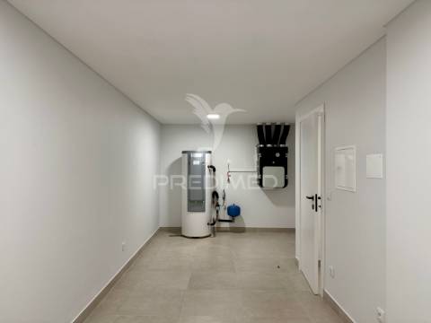 Apartamento t3 - triplex, condomínio privado no coração de leiria