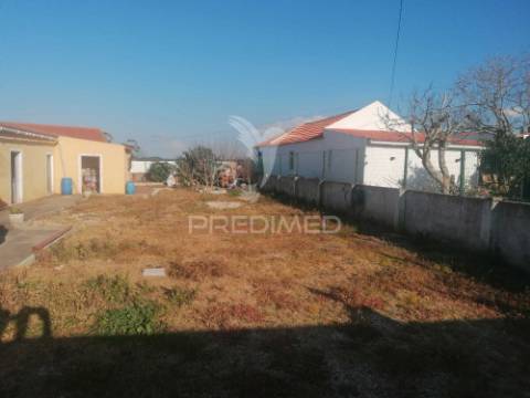 Moradia térrea t3+2 em serra (alenquer)