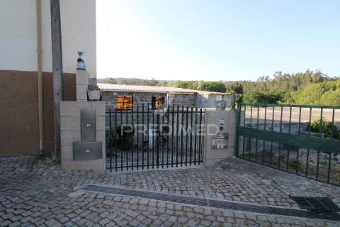Quintinha com moradia t3 em fonte arcada, penafiel