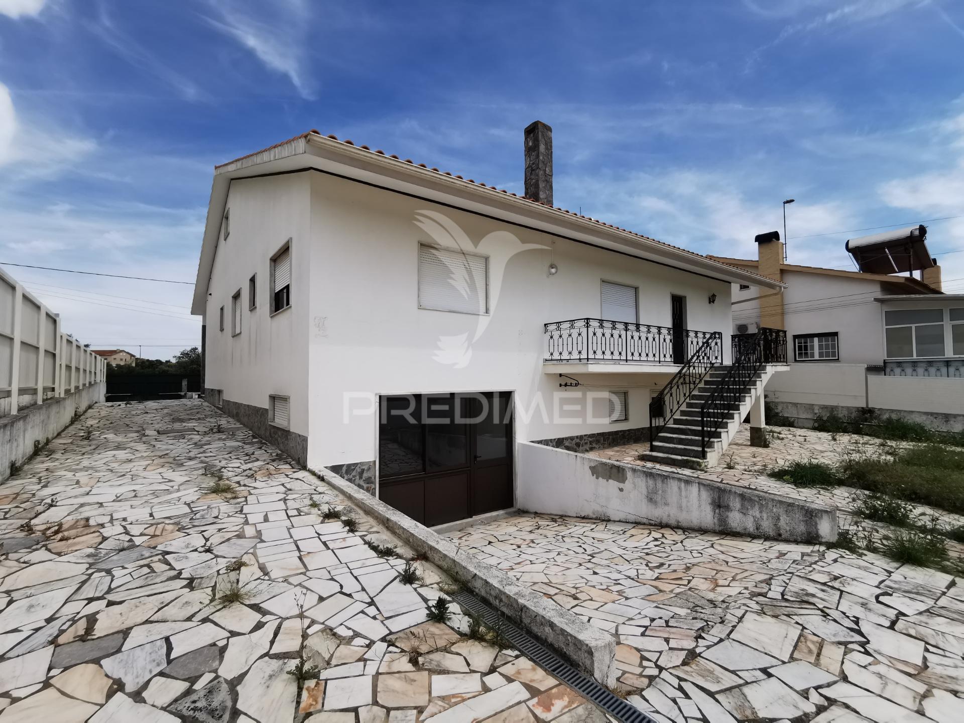 Moradia isolada a 3 minutos do centro da cidade