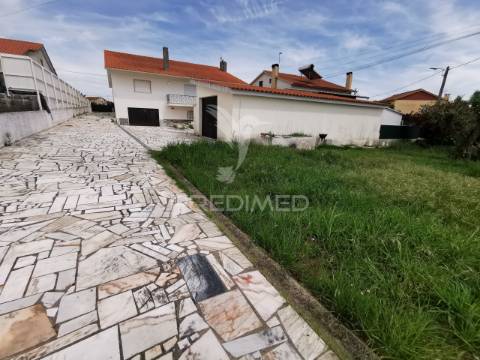 Moradia isolada a 3 minutos do centro da cidade