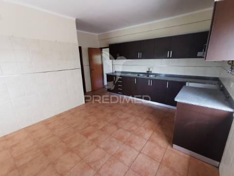 Moradia isolada a 3 minutos do centro da cidade