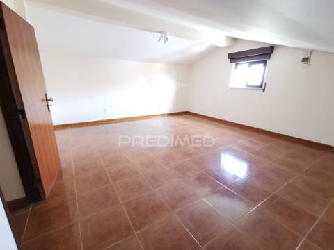 Moradia isolada a 3 minutos do centro da cidade