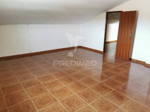 Moradia isolada a 3 minutos do centro da cidade