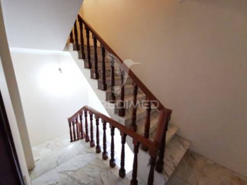 Moradia isolada a 3 minutos do centro da cidade