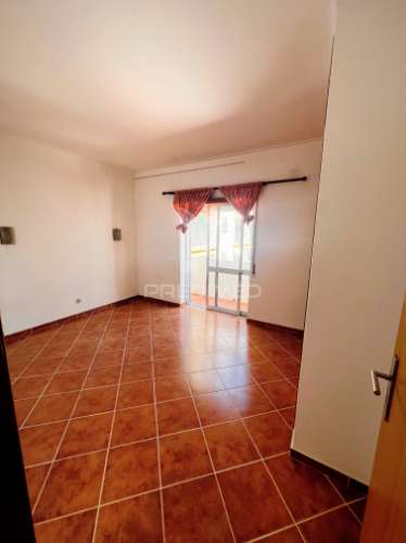 Apartamento t2 em localização premium em monte gordo