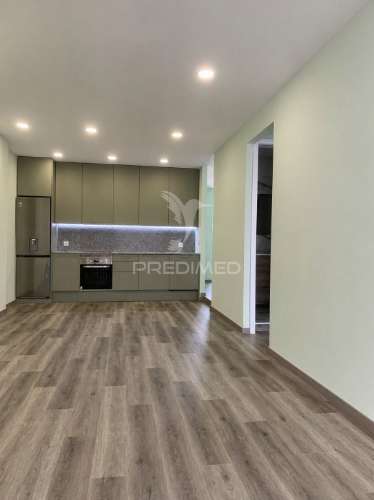 Apartamento t4 rasa v.n. de gaia
