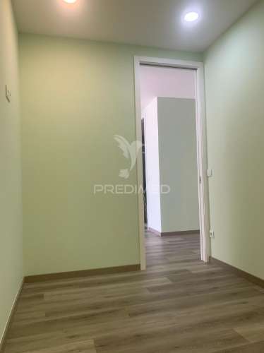 Apartamento t4 rasa v.n. de gaia