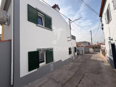 Moradia t2 no centro da quinta do anjo