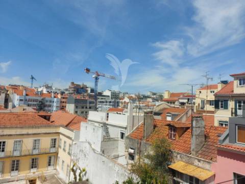 Apartamento t1+1 no centro de lisboa