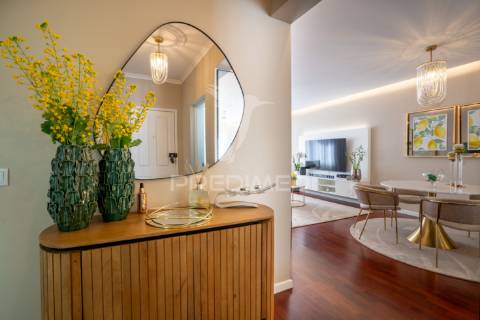 Apartamento t2 no centro do caniço