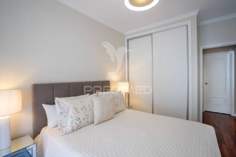 Apartamento t2 no centro do caniço