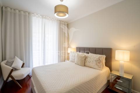 Apartamento t2 no centro do caniço