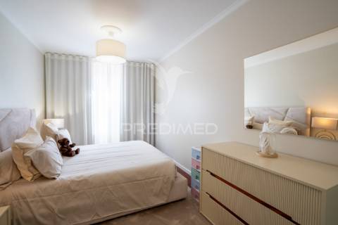 Apartamento t2 no centro do caniço