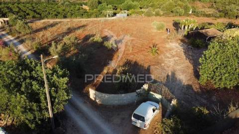 Terreno com agua e luz