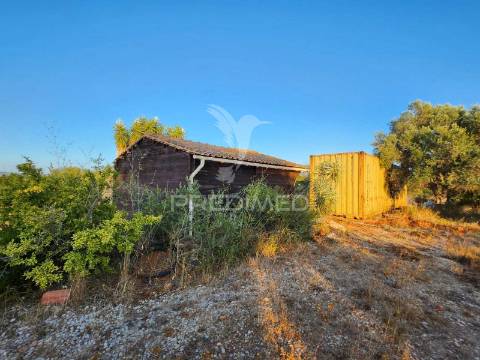 Terreno com agua e luz