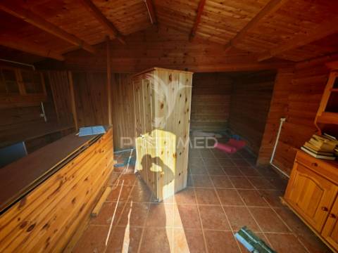 Terreno com agua e luz