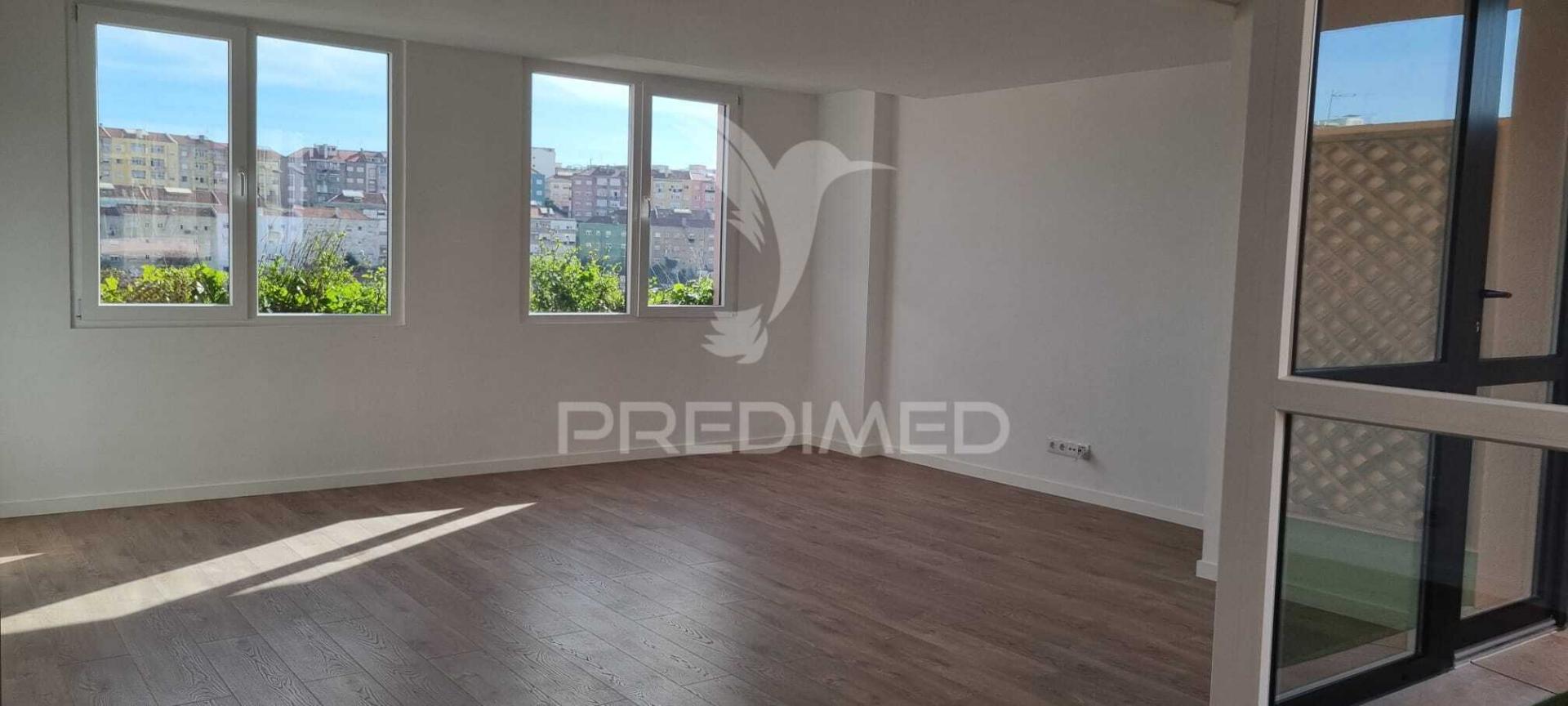 Apartamento totalmente remodelado – venteira, amadora