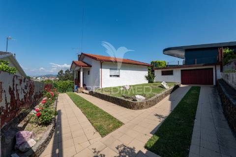 Moradia t4 | barbudo, vila verde | excelente localização