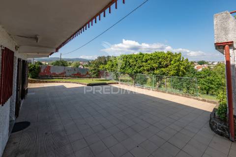 Moradia t4 | barbudo, vila verde | excelente localização