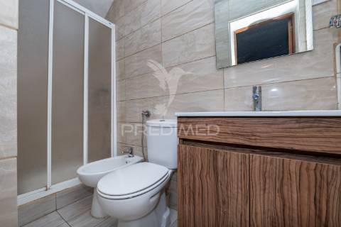 Moradia t4 | barbudo, vila verde | excelente localização