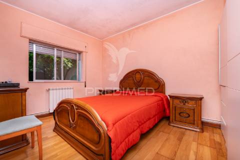 Moradia t4 | barbudo, vila verde | excelente localização