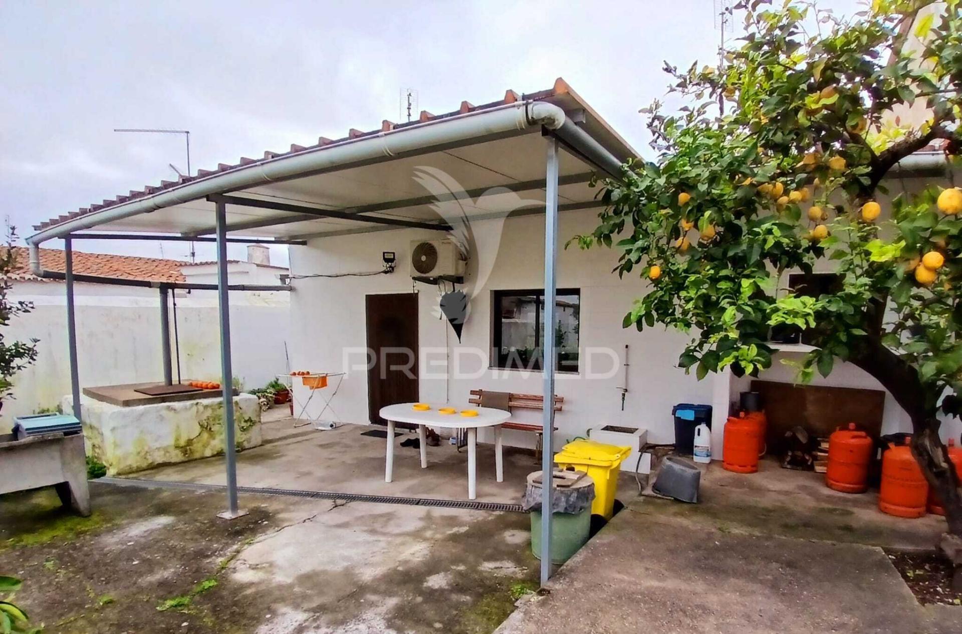 Moradia térrea t4 - baleizão