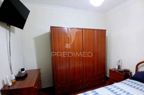 Moradia térrea t4 - baleizão