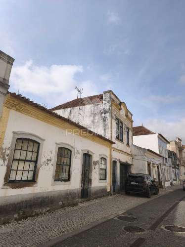 Moradia para reabilitação em ílhavo | oportunidade única de investimento