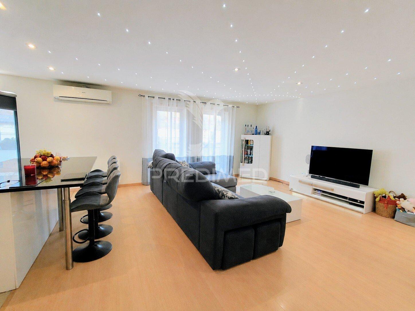 Apartamento t2, marina village em olhão