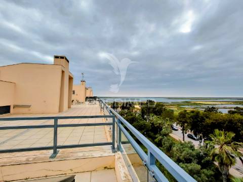 Apartamento t2, marina village em olhão