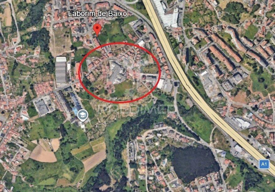 Terreno para construção urbana em vila nova de gaia – 7.880 m²
