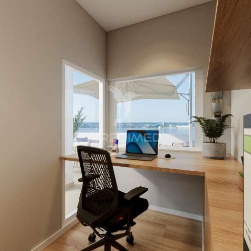 Apartamento t3+1, renovado, com terraço e piscina, a minutos de lisboa!
