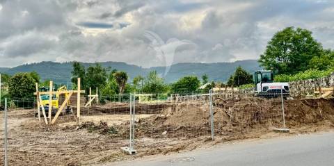 Moradia t3 térrea