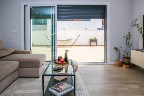 Apartamento t2 com terraço semi novo