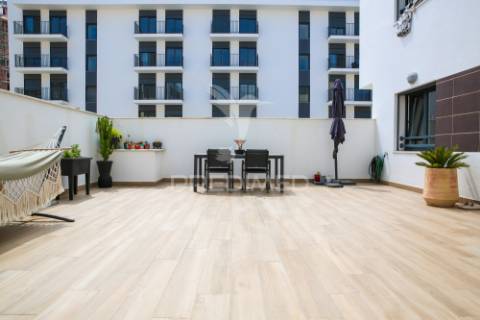 Apartamento t2 com terraço semi novo