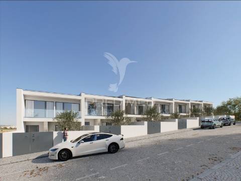 Vende-se moradia nova t3 em construção gondomar