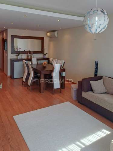 Apartamento t2 em redondos (fernão ferro)