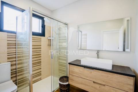Moradia com vista mar deslumbrante sobre a baía do funchal | piscina | anexo com churrasqueira