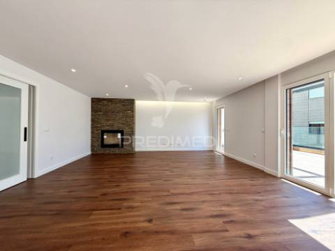 Apartamento t4 - premium em condomínio privado no centro de leiria