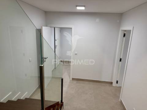 Apartamento t4 - premium em condomínio privado no centro de leiria