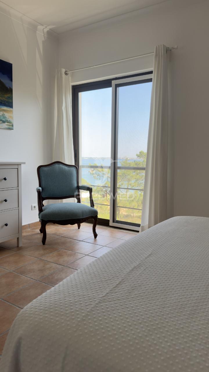 Apartamento t1 em soltróia