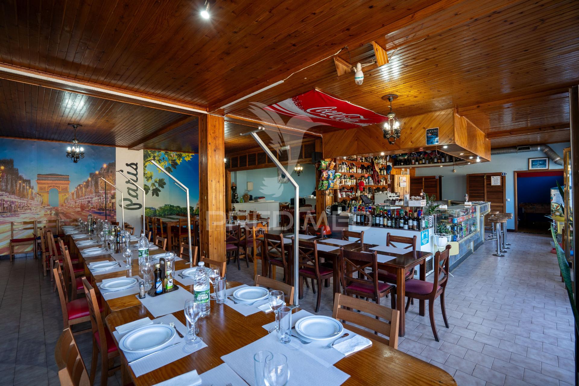 Restaurante e moradia t3 em machico