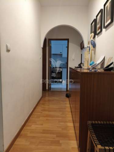 Apartamento t2 com box - póvoa de santa iria
