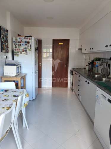 Apartamento t2 com box - póvoa de santa iria
