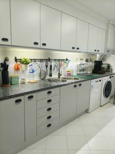 Apartamento t2 com box - póvoa de santa iria