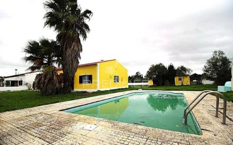 Moradia t3 c/piscina glória do ribatejo
